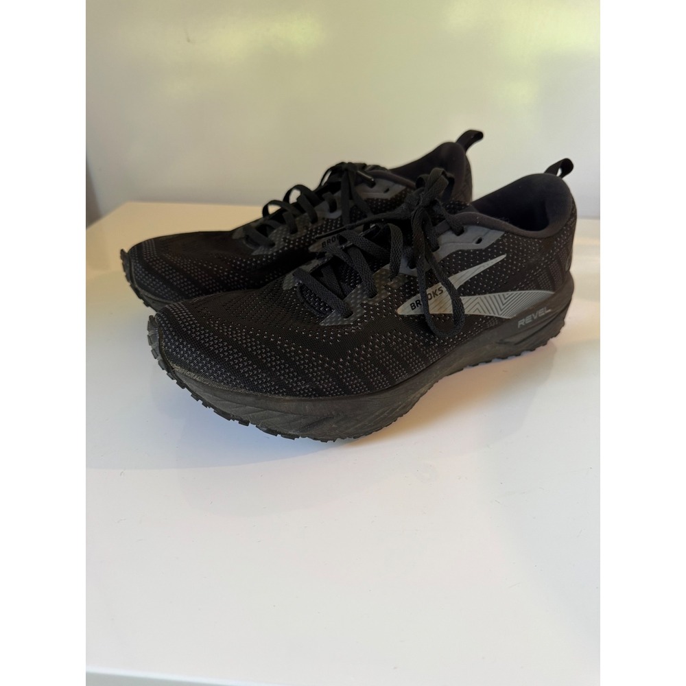 Brooks Revel 6 Mens Running Shoes Black Ebony 1103981D072 Sneakers Size 11.5